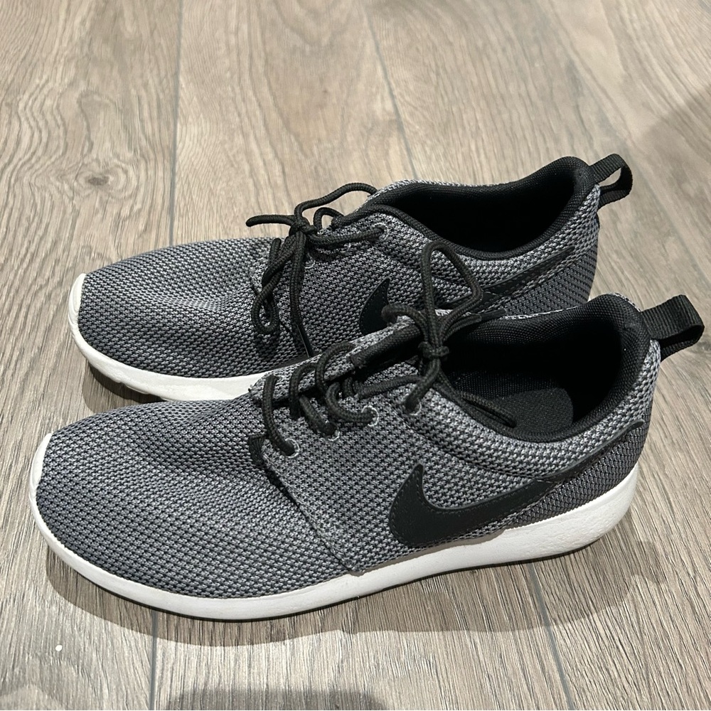 Nike Roshe Running shoes 👟